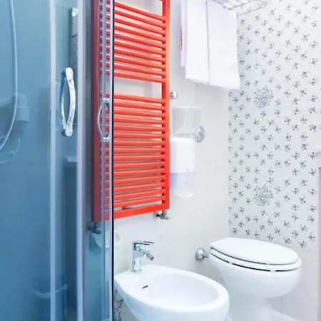 Tourist House - Fringe - Self Check-in *