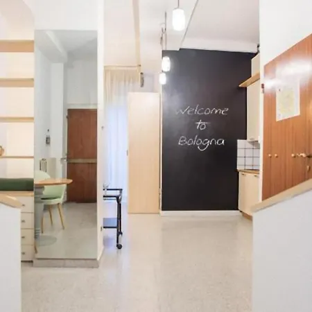 Apartment Tourist House - Fringe - Self Check-in Bologna