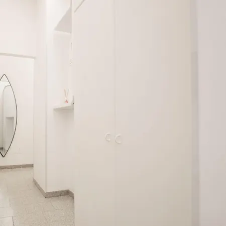 Tourist House - Fringe - Self Check-in