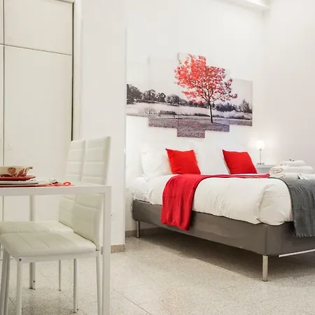 Tourist House - Fringe - Self Check-in 볼로냐