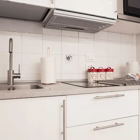Apartment Tourist House - Fringe - Self Check-in Bologna