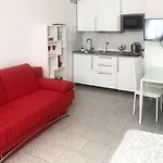 Tourist House - Fringe - Self Check-in *