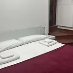 Apartman Tourist House - Fringe - Self Check-in *