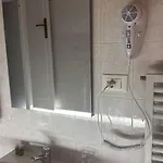 Apartman Tourist House - Fringe - Self Check-in *
