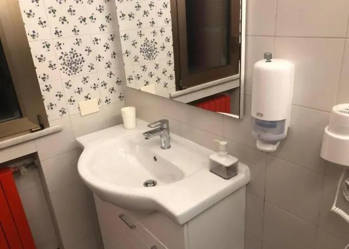 Tourist House - Fringe - Self Check-in *