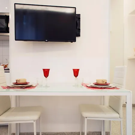 Tourist House - Fringe - Self Check-in בולוניה