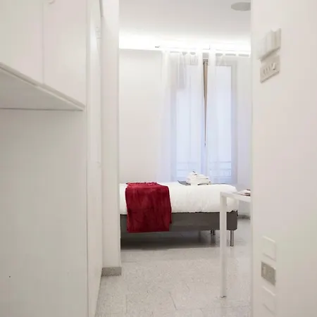 Tourist House - Fringe - Self Check-in בולוניה