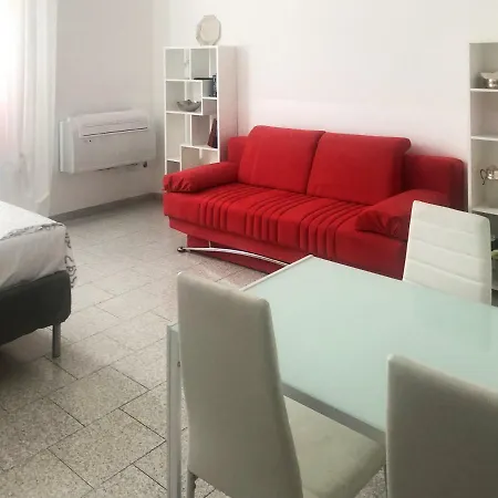 Tourist House - Fringe - Self Check-in شقة بولونيا