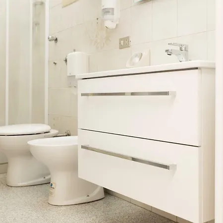 Tourist House - Fringe - Self Check-in